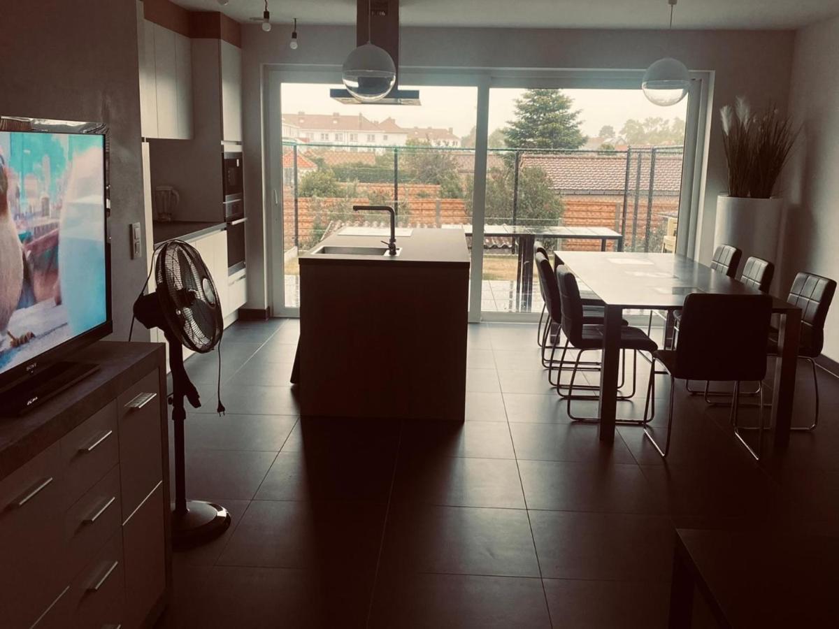 Holiday Home In De Panne Near Plopsaland Экстерьер фото