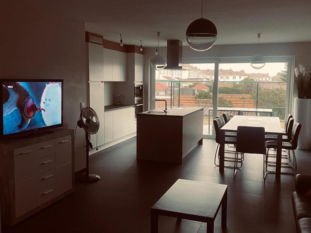 Holiday Home In De Panne Near Plopsaland Экстерьер фото